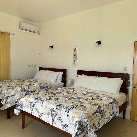 Eldorado Guesthouse & Car Rental Розо Екстер'єр фото