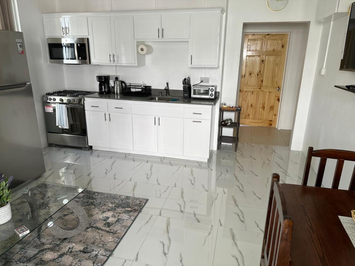 Eldorado Guesthouse & Car Rental Розо Екстер'єр фото